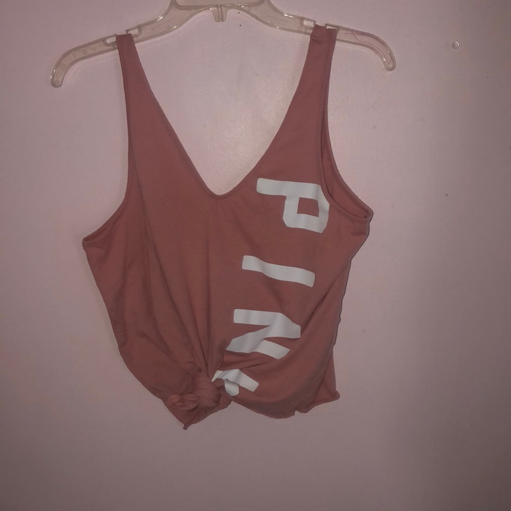 VS Pink tie tank